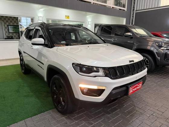 JEEP COMPASS 2.0 16V DIESEL NIGHT EAGLE 4X4 AUTOMÁTICO JEEP COMPASS 2.0 16V DIESEL NIGHT EAGLE 4X4 AUTOMÁTICO